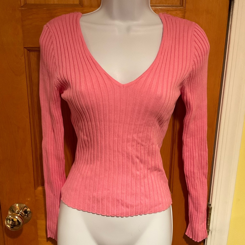 Fashion Nova | Deep V Shirt - Size XL